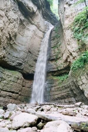 КБР. Чегемские водопады.Водопад Девичья коса
