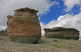 Каменные грибы Эльбруса