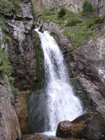 Теберда.водопад Шумка
